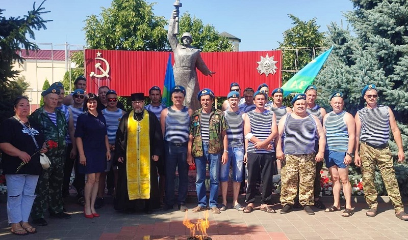 «Крылатой пехоте» 95 лет!