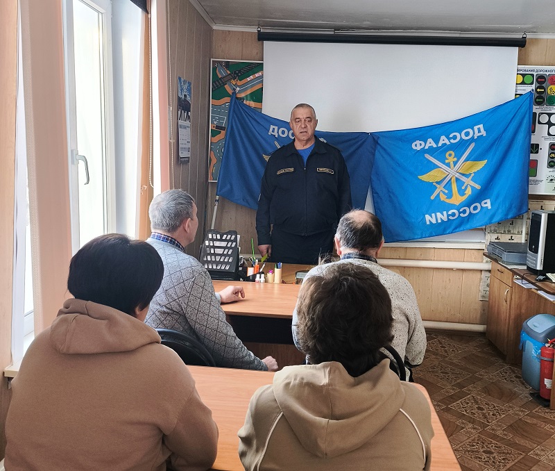 Торжественное открытие Месячника оборонно-массовой работы в местном оборонном обществе ДОСААФ России Нехаевского района