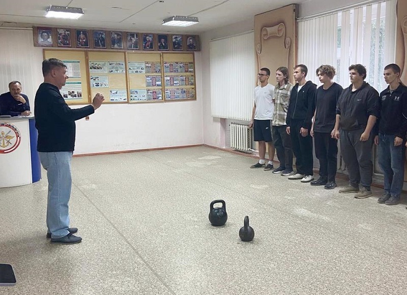 В Городищенском оборонном обществе ДОСААФ России прошел «День гиревика»