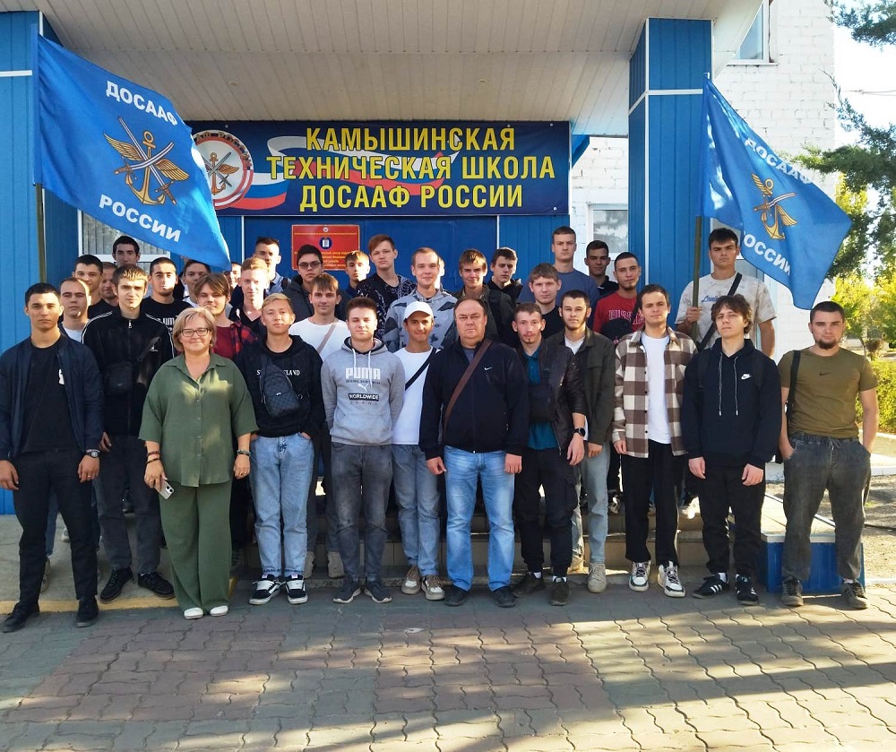 Подготовка по военно-учетным специальностям – это государственный заказ Министерства обороны Российской Федерации, который выполняет структурные подразделения ДОСААФ России по всей стране Подготовка по военно-учетным специальностям – это государственный заказ Министерства обороны Российской Федерации, который выполняет структурные подразделения ДОСААФ России по всей стране