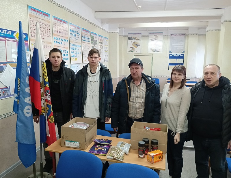 «Своих не бросаем» – все для фронта, все для Победы!