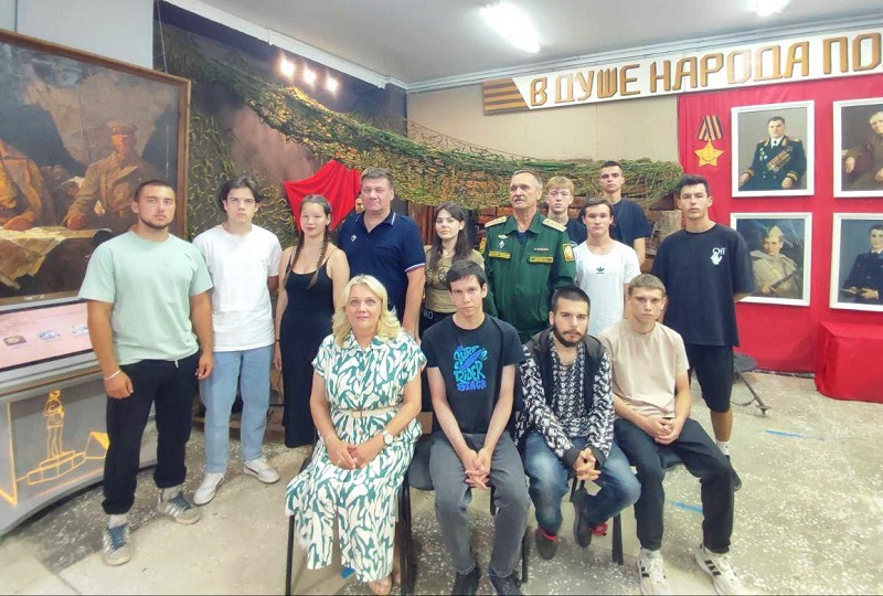 Военно-патриотическое воспитание будущих защитников Отечества основная задача местного оборонного общества ДОСААФ России Городищенского района