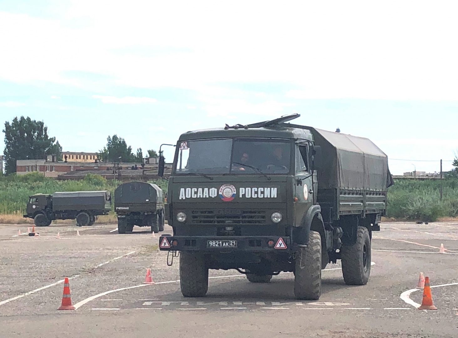 ВОЕННОСЛУЖАЩИЕ ПЯТИ ВОЙСКОВЫХ ЧАСТЕЙ МИНИСТЕРСТВА ОБОРОНЫ РОССИЙСКОЙ  ФЕДЕРАЦИИ В ВОЛГОГРАДСКОЙ ОБЛАСТИ ПРИСТУПИЛИ К ОБУЧЕНИЮ В ДОСААФ РОССИИ ПО  СПЕЦИАЛЬНОСТИ ВОДИТЕЛЬ КАТЕГОРИИ «С».